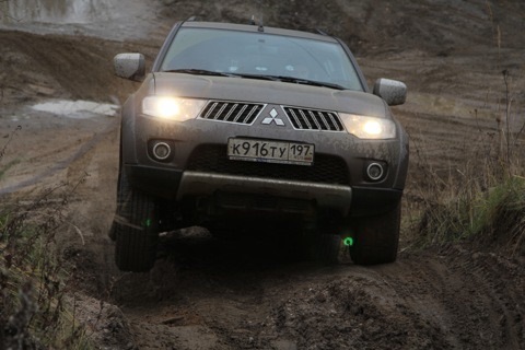 Фото в бортжурнале Mitsubishi Pajero Sport (2G)