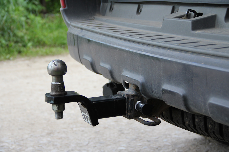 Перекрученный на другую сторону шар фаркопа — Toyota 4Runner (4G)