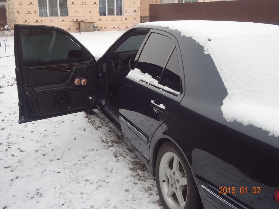 Фото в бортжурнале Mercedes-Benz E-Class (W210). Запчасти на фото: 20150107