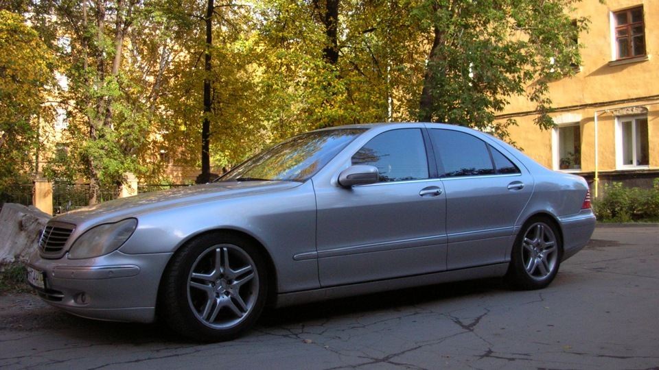 Фото в бортжурнале Mercedes-Benz S-Class (W220)