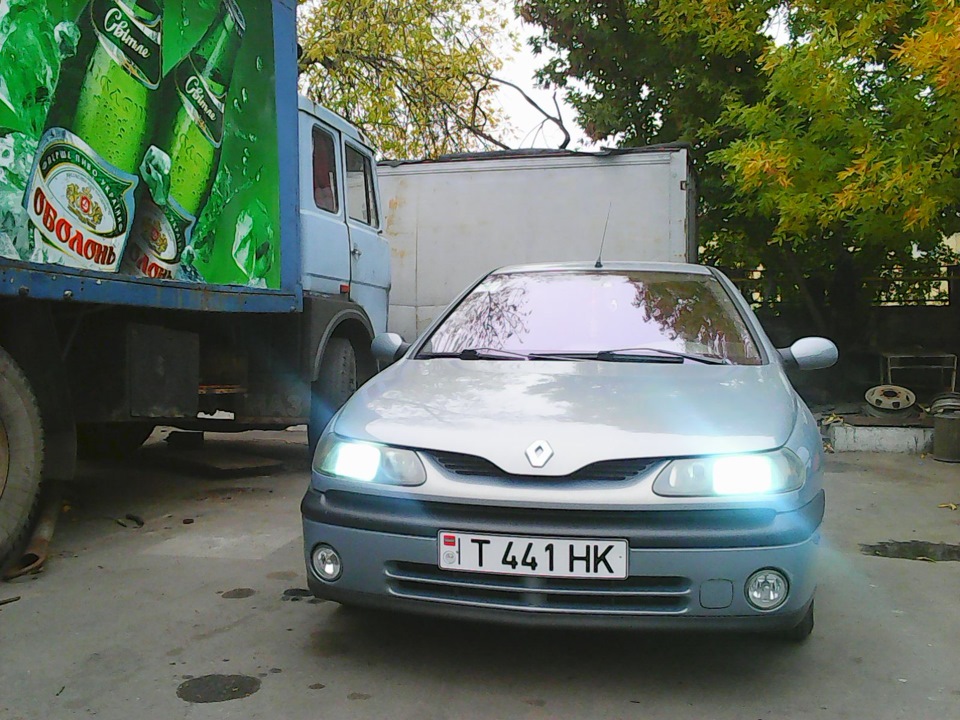 Фото в бортжурнале Renault Laguna I