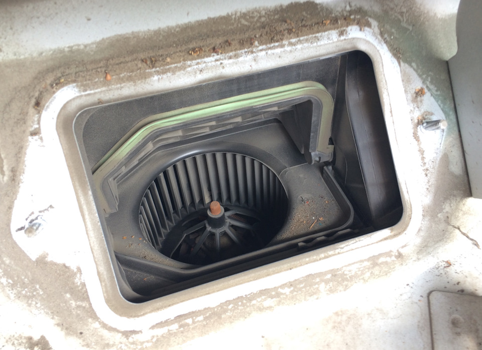 Фото в бортжурнале Audi Q3 (1G)