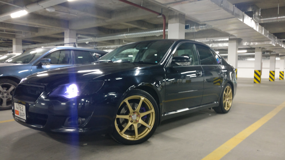 Subaru Legacy 3.0R