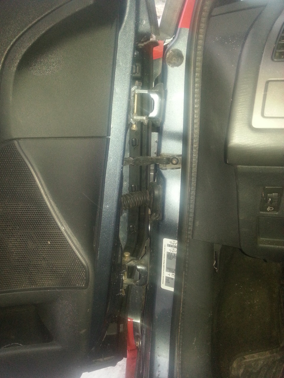 внутри — Citroen C4 (1G)