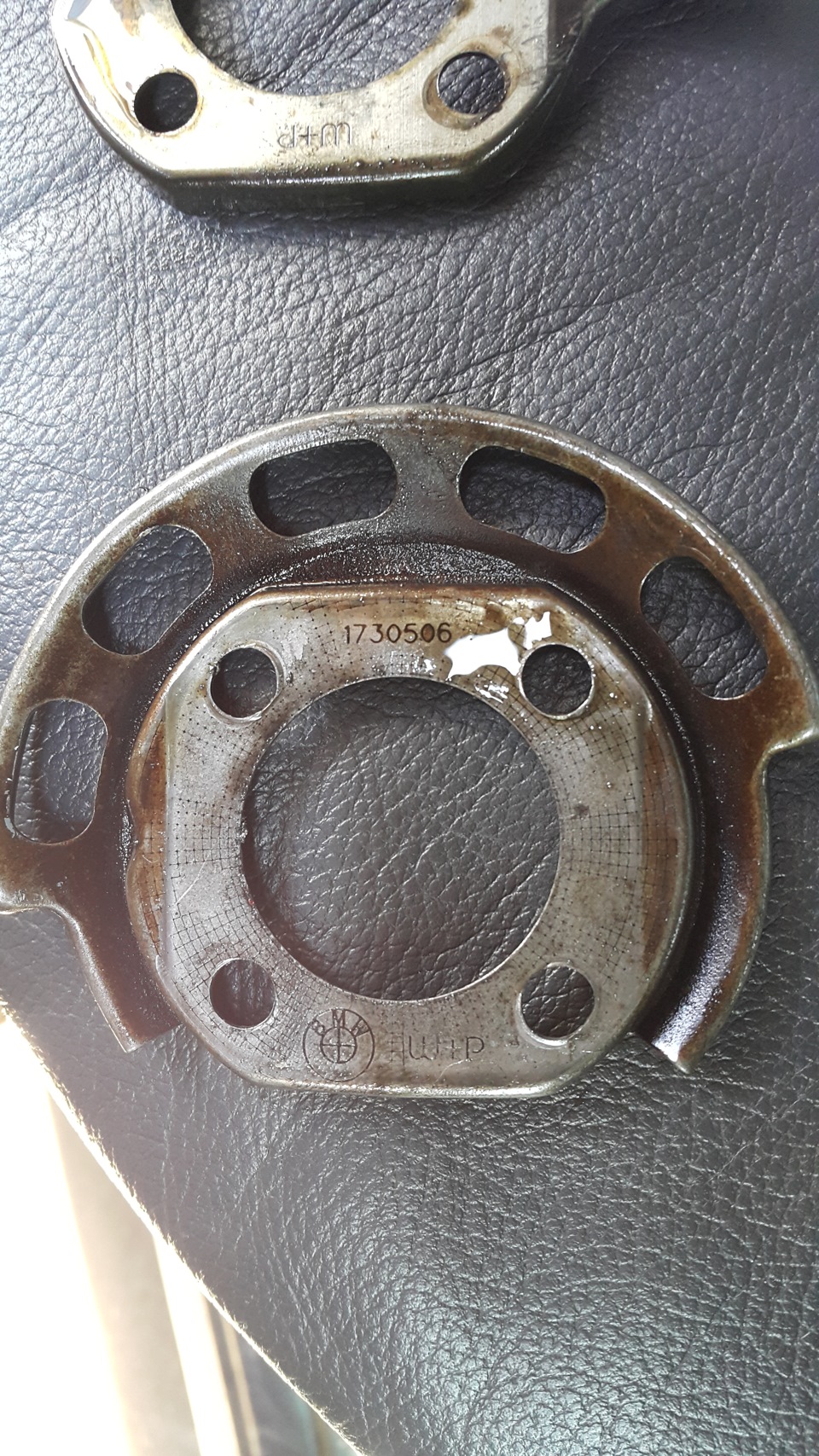 Фото в бортжурнале Toyota Sprinter (80). Запчасти на фото: 1730506