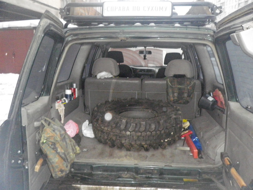 Шмурдяк придётся наваливать сверху — Nissan Patrol GR II (Y61)