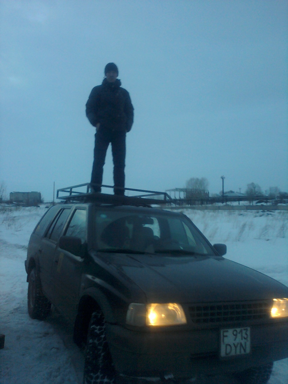 Фото в бортжурнале Opel Frontera A Basic