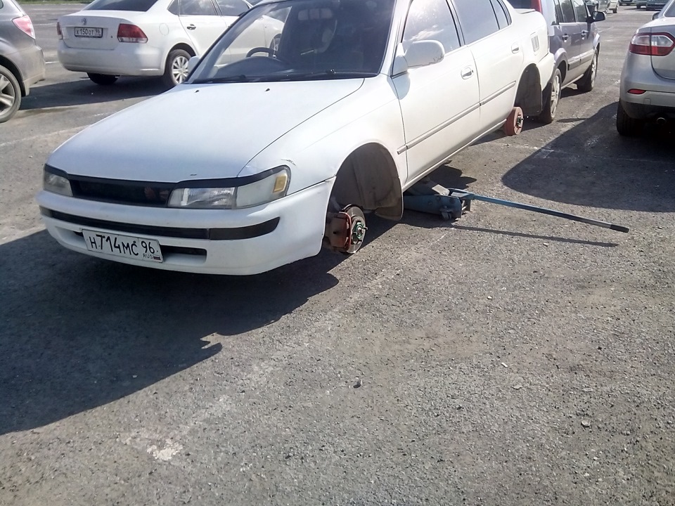 ;Без ног) — Toyota Corolla (100)