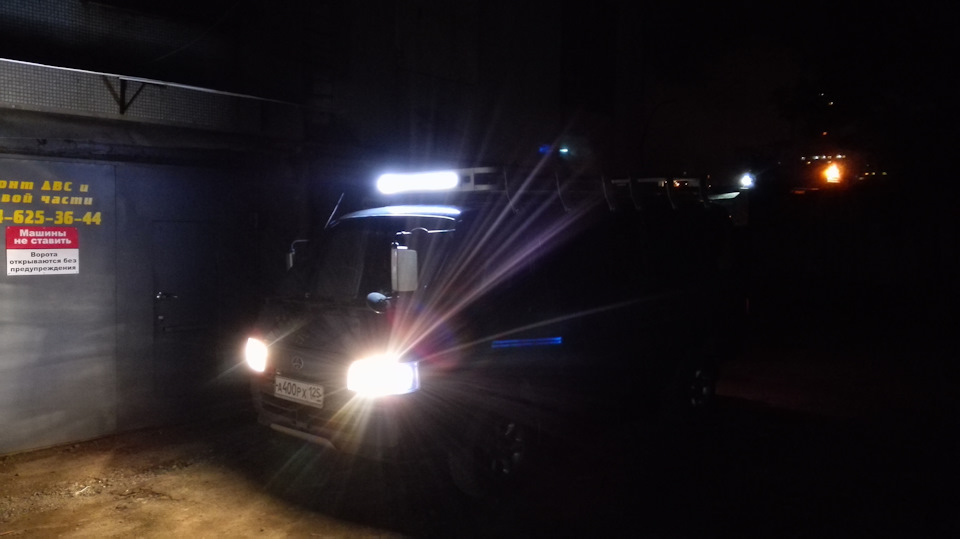 Вот так! — Toyota HiAce (H100)