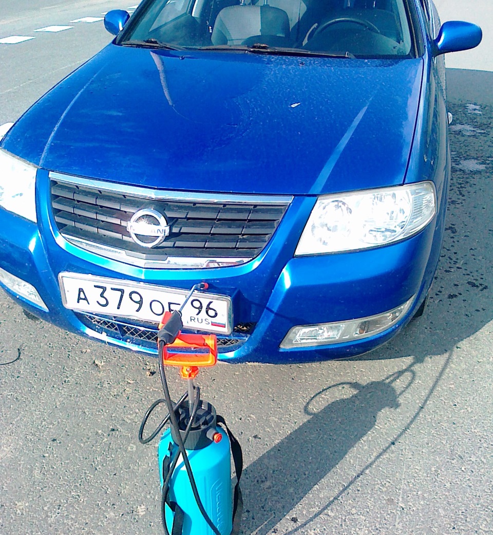 капот — как наиболее заметная часть — Nissan Almera Classic (B10)