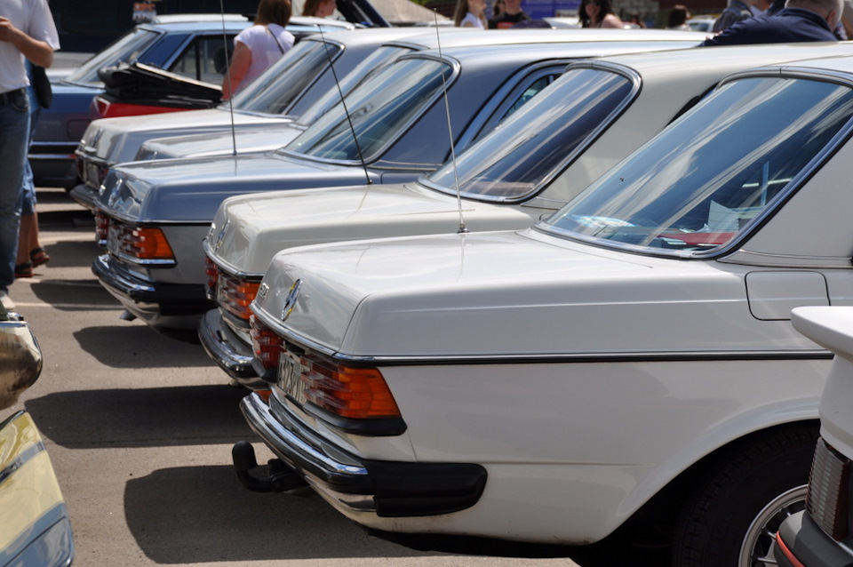 Фото в бортжурнале BMW 7 series (E23)