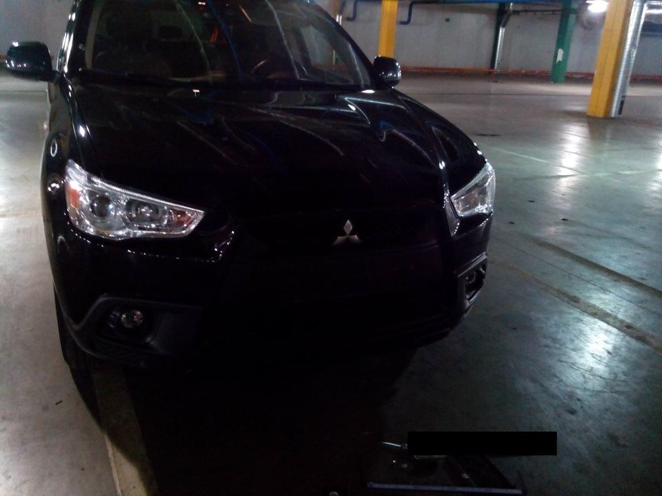 на память снял рамки, поставил от ОД — Mitsubishi ASX