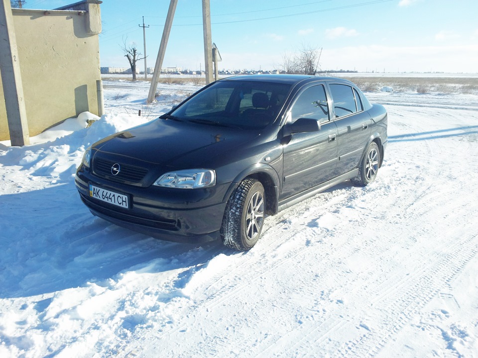 Фото в бортжурнале Opel Astra G. Запчасти на фото: 6441CH