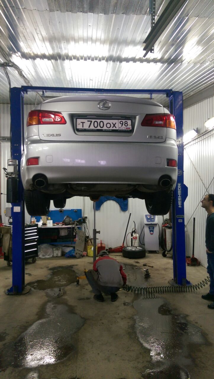 Контролирую процесс😂 — Lexus IS II