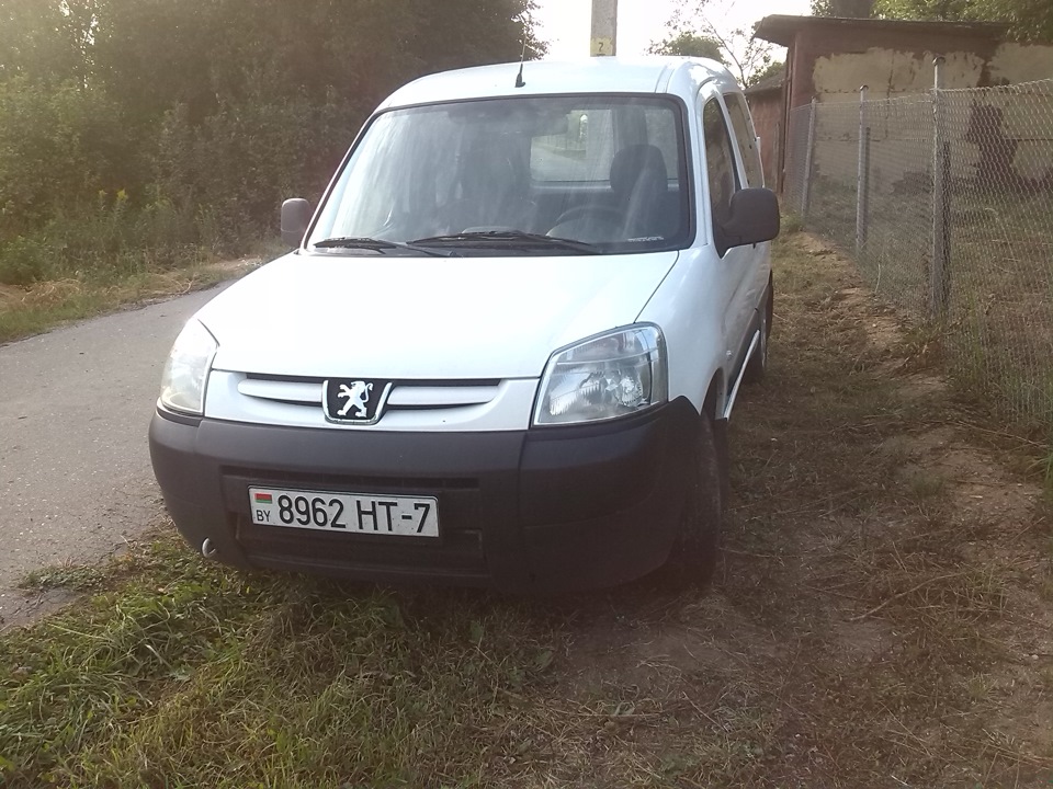 Photo from the logbook Peugeot Partner