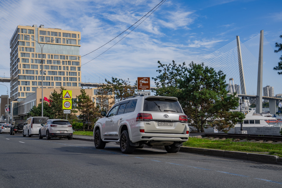 Фото в бортжурнале Toyota Land Cruiser 200