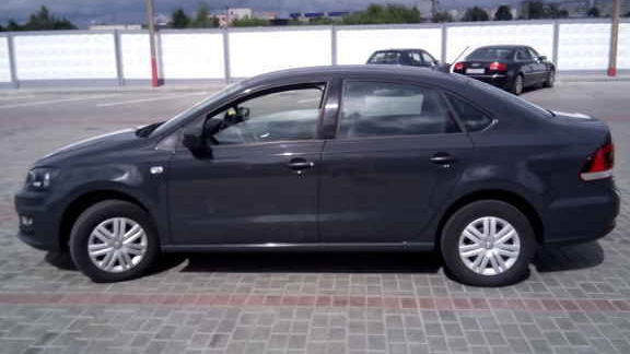 Volkswagen Polo Sedan