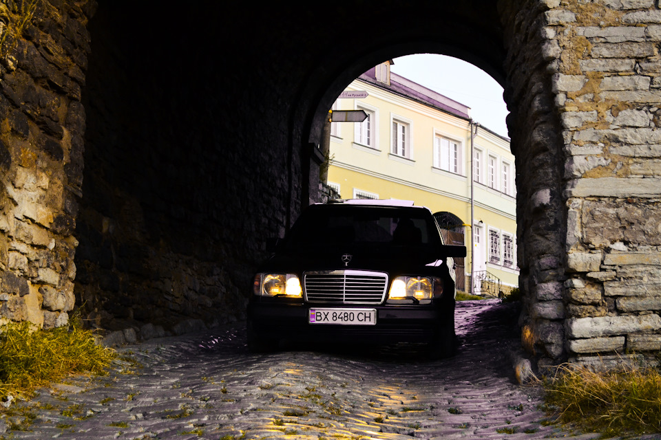 Фото в бортжурнале Mercedes-Benz E-Class (W124)