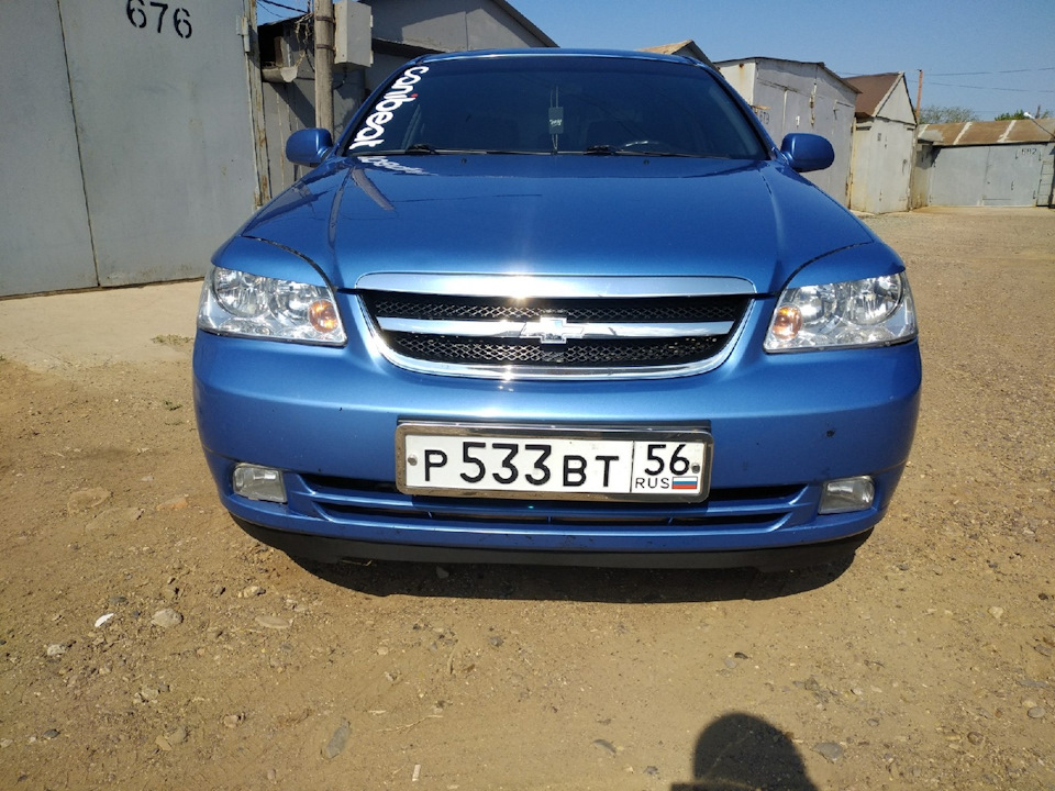 Без эмблемы — Chevrolet Lacetti Sedan