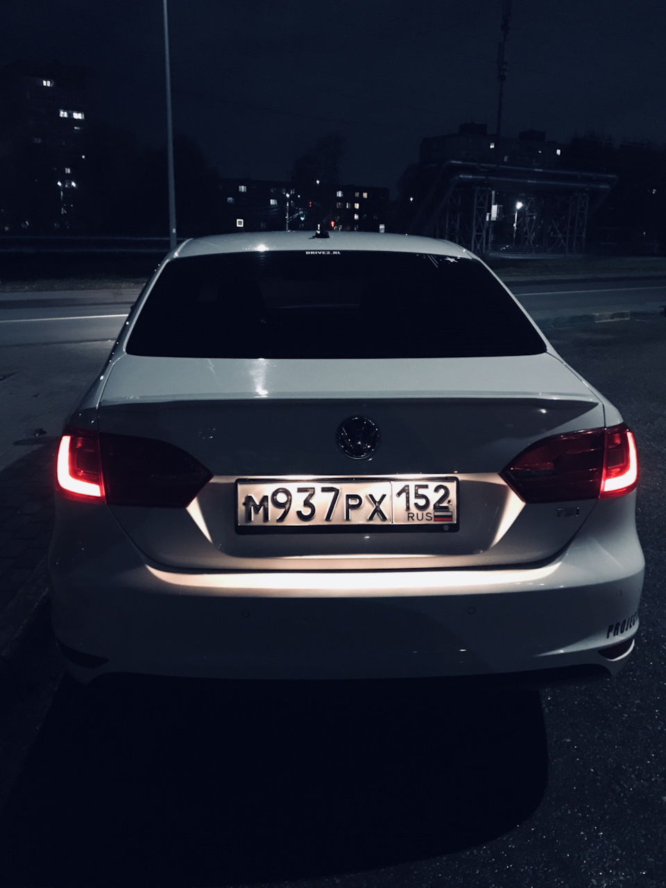 Можно было оставить и так, в принципе. Ну подумаешь, не целиком клюшки:) — Volkswagen Jetta VI