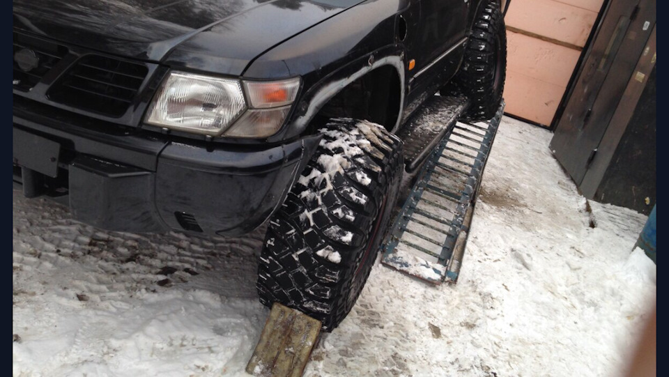 Фото в бортжурнале Nissan Patrol GR II (Y61)