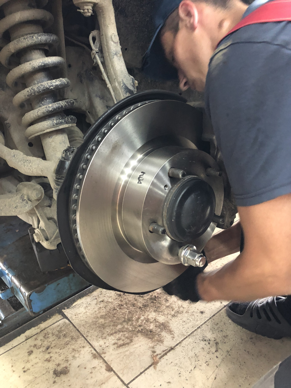 Фото в бортжурнале Toyota Land Cruiser 200
