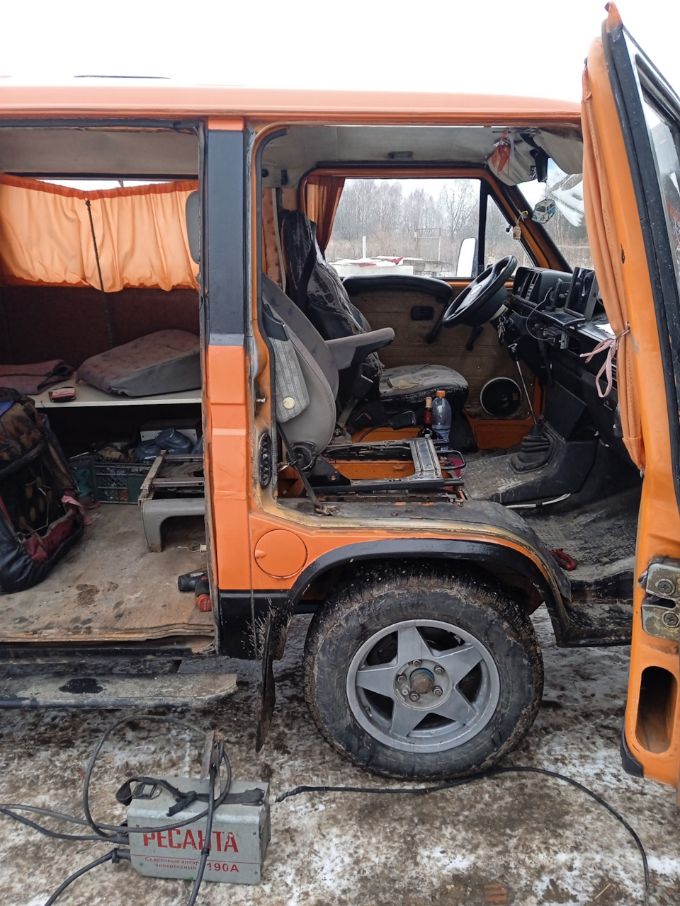 Фото в бортжурнале Volkswagen Transporter T3