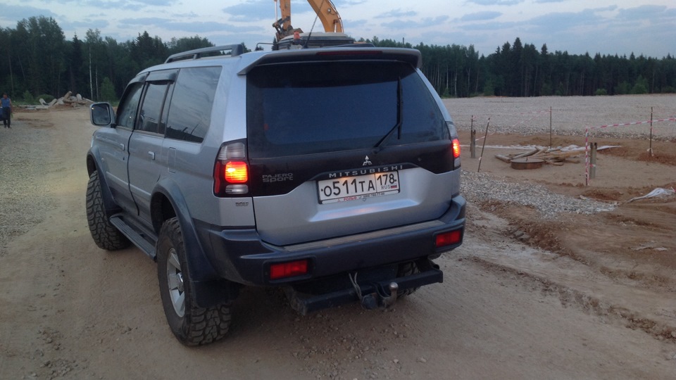 Mitsubishi Pajero Sport 3.0 бензин