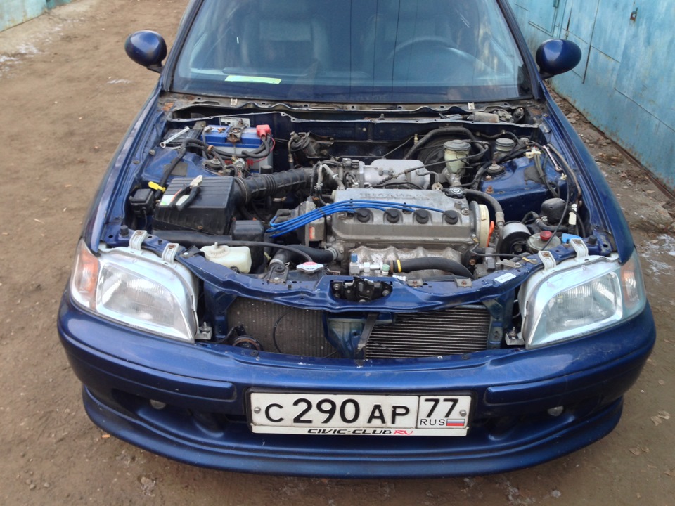 Honda Civic MB2 — UKDM — Honda Civic Fastback (6G). Запчасти на фото: 290AP