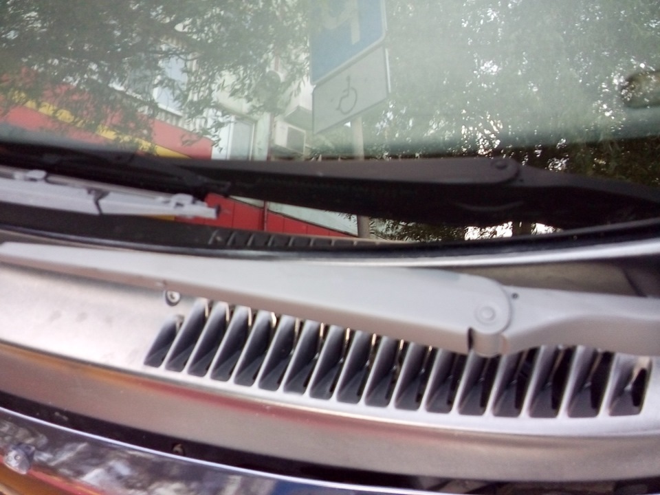<img src= — Dodge Intrepid II