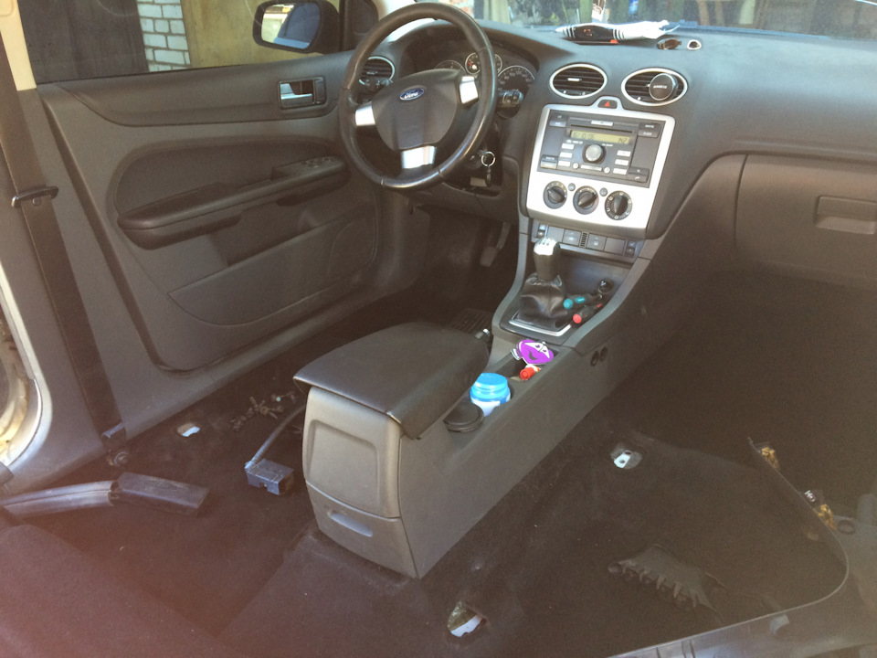 Фото в бортжурнале Ford Focus Sedan II