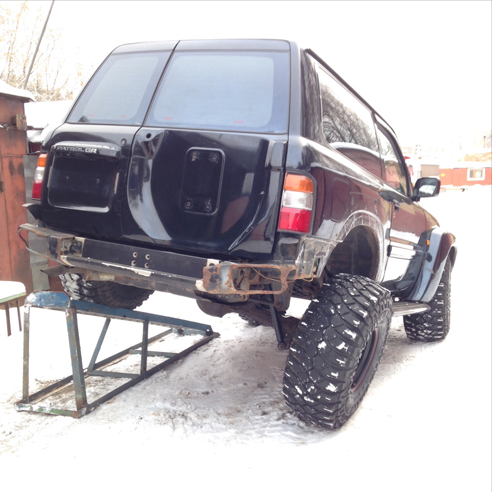Фото в бортжурнале Nissan Patrol GR II (Y61)