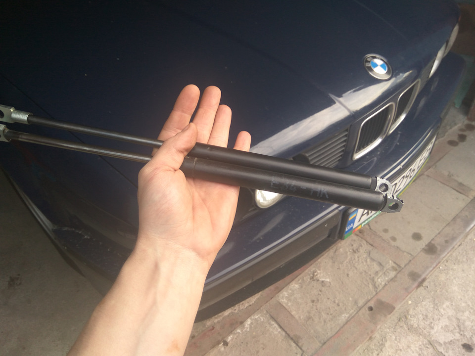 Фото в бортжурнале BMW 5 series (E34)