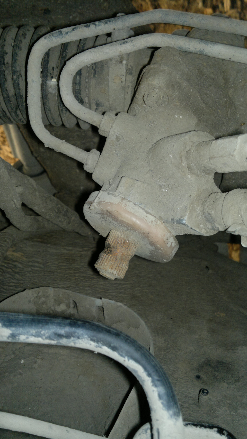 шлицы на рейке — Nissan Almera II (N16)