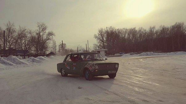 Фото в бортжурнале Nissan Skyline (R33)