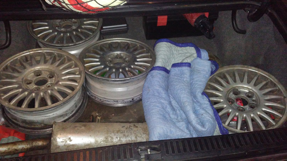Фото в бортжурнале Volvo 740