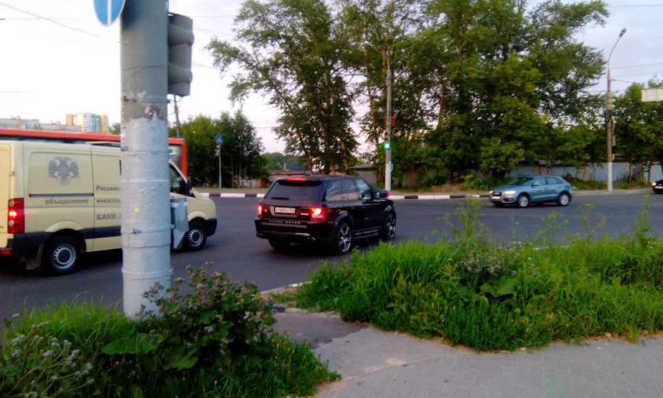 Фото в бортжурнале Land Rover Range Rover (2G)