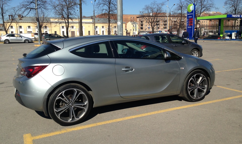 Фото в бортжурнале Opel Astra J GTC