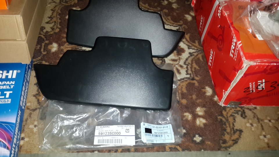 Фото в бортжурнале Subaru Forester (SH). Запчасти на фото: 59123SC000