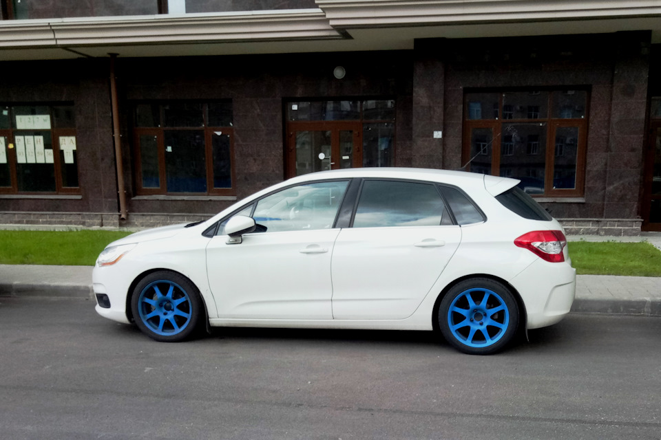 Фото в бортжурнале Citroen C4 (2G)