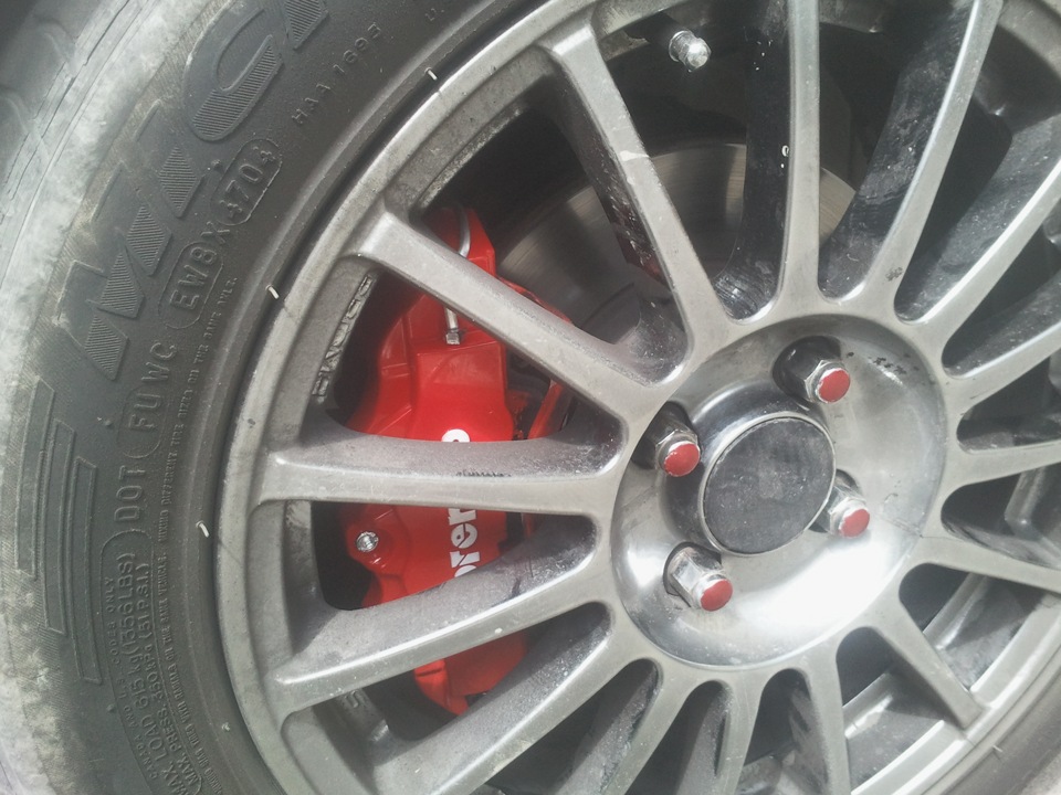 Фото в бортжурнале Honda Civic (7G). Запчасти на фото: 1356185, 4111803