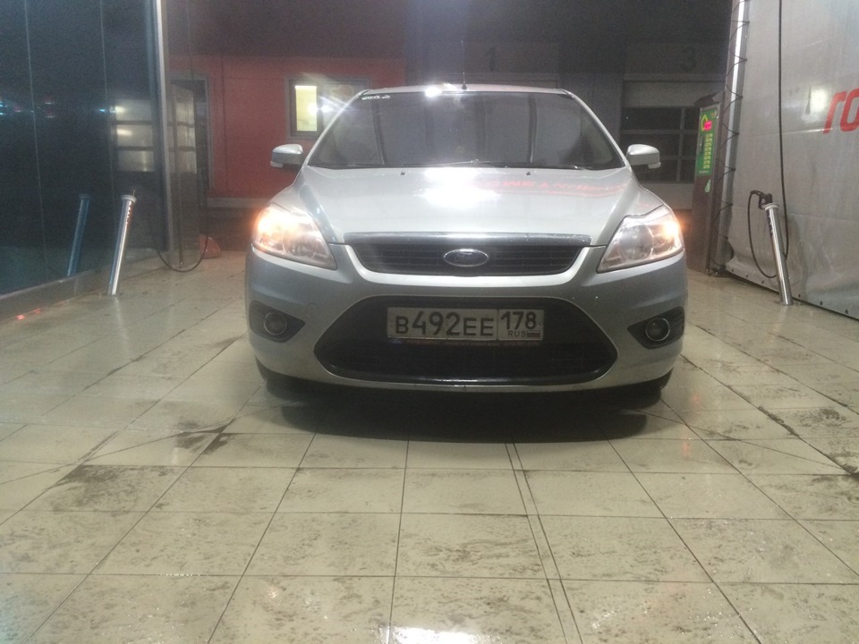 . — Ford Focus Hatchback II