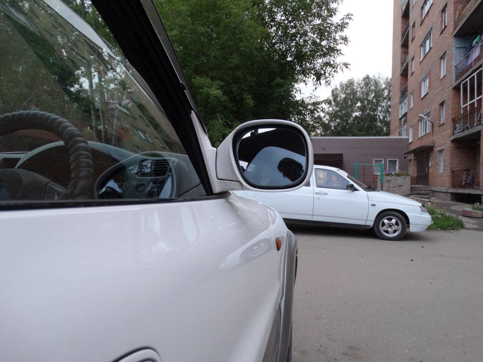 Фото в бортжурнале Toyota RAV4 (I)