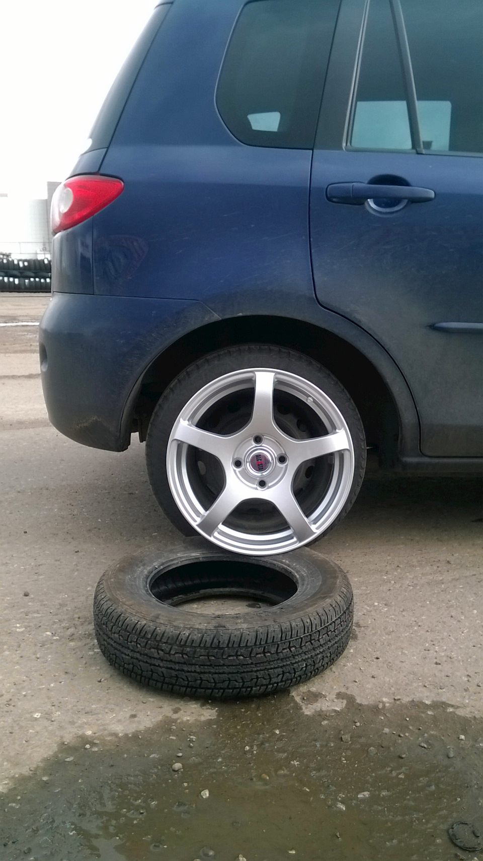 Вариант 2 — Mazda Demio (2G)