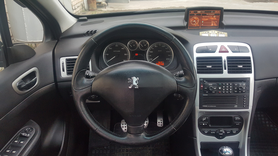 Photo from the logbook Peugeot 307 SW