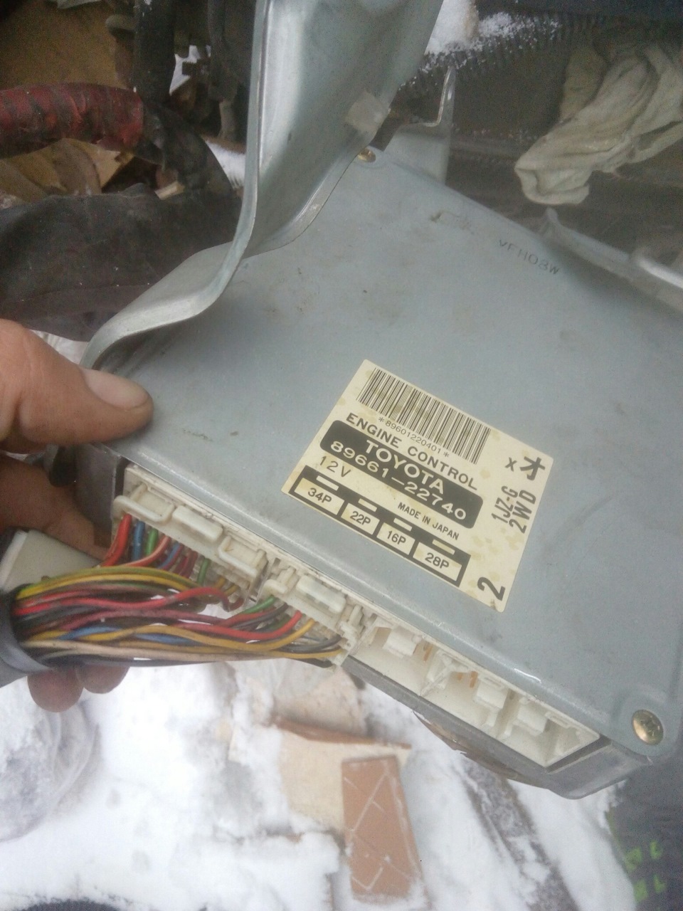 Фото в бортжурнале Toyota Celica (60). Запчасти на фото: 8966122740