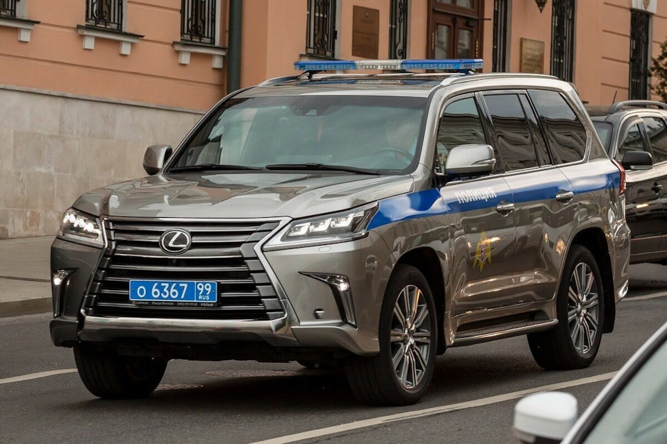 Фото в бортжурнале Lexus LX (URJ200/URJ201)