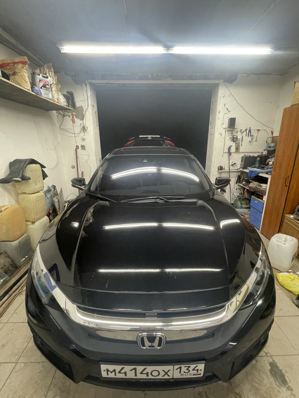 До установки крышек зеркал — Honda Civic 4D (10G)