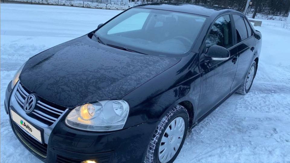 Volkswagen Jetta гольф в кузове седан