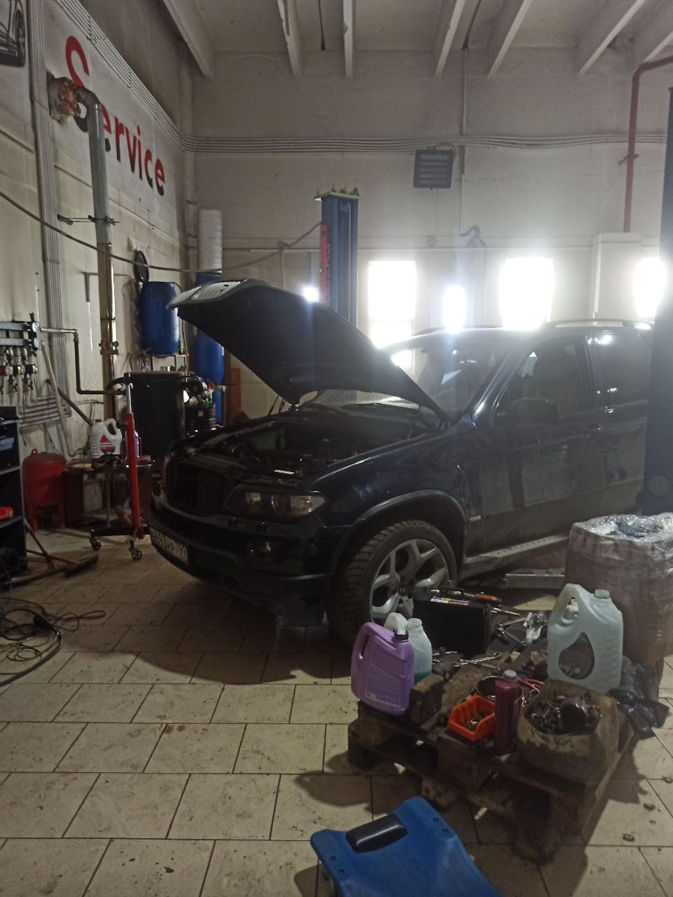 Фото в бортжурнале BMW X5 (E53)